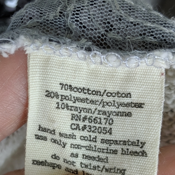 Silence + Noise | Gray Sparkly Top - E90 - Picture 4 of 5